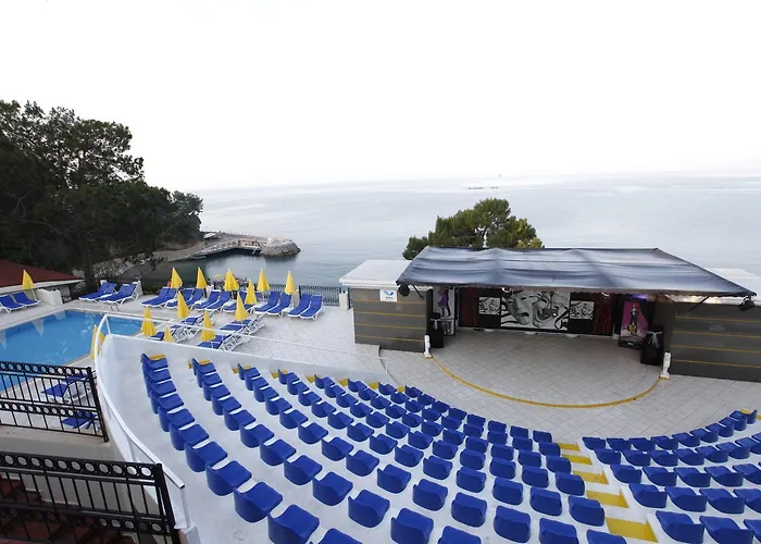 Aska Bayview Resort Okurcalar